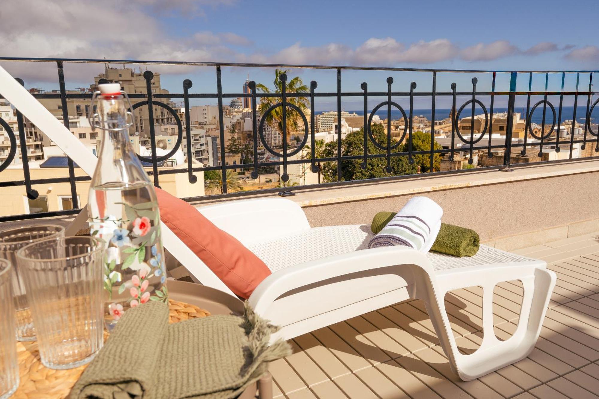La88 Bayview Penthouse With Jacuzzi Apartamento Sliema Exterior foto